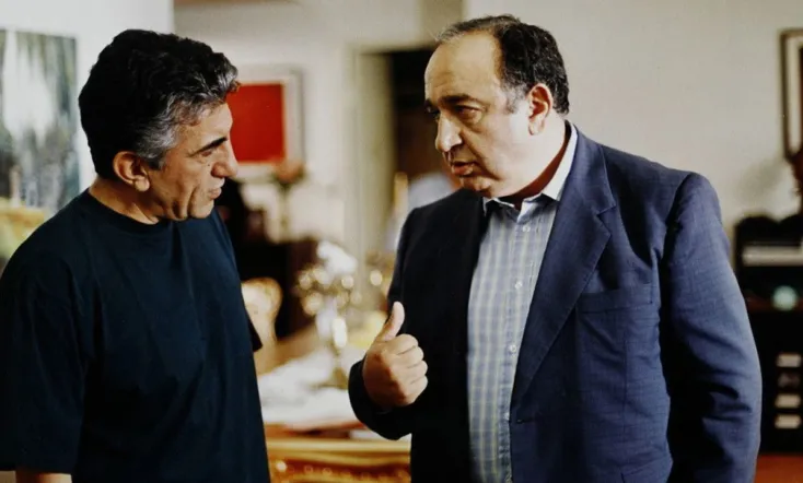 Smell of Camphor, Fragrance of Jasmine