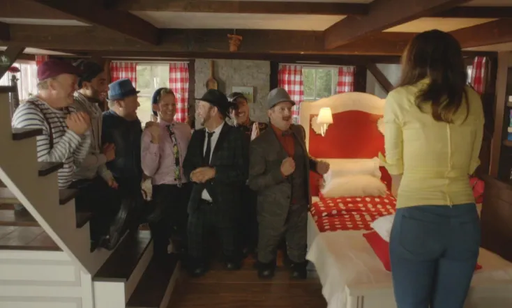 Sneeuwwitje en de zeven kleine mensen: Een modern sprookje