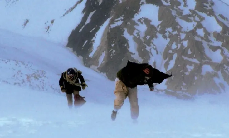 Stranded: I've Come from a Plane That Crashed on the Mountains