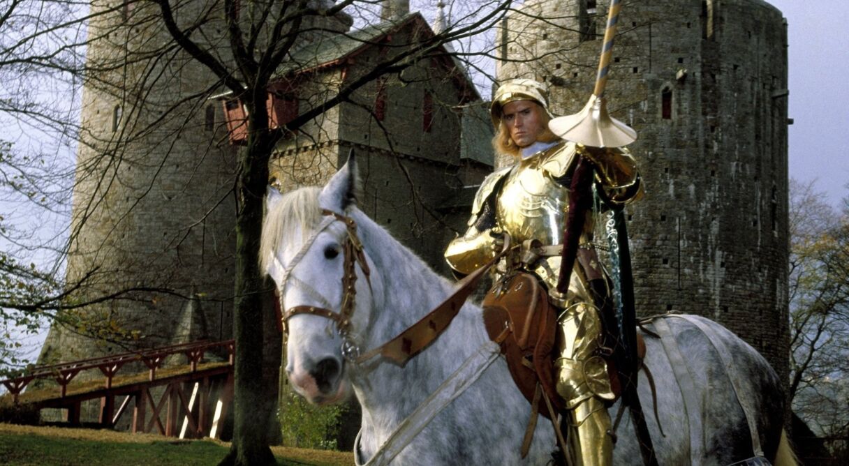 Sword of the Valiant: The Legend of Sir Gawain and the Green Knight
