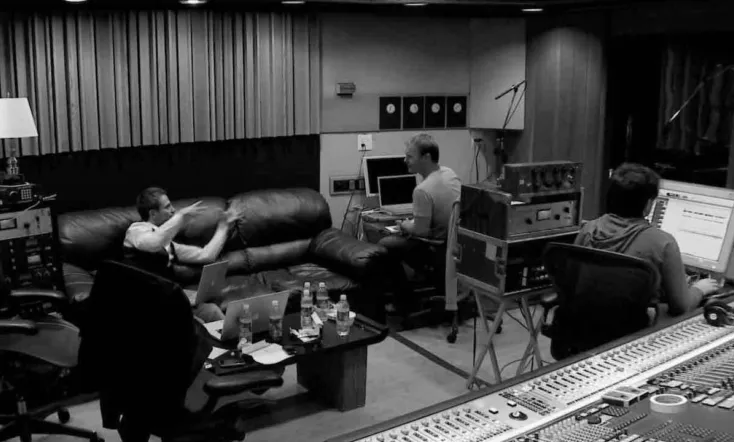 Take That: Look Back, Don't Stare