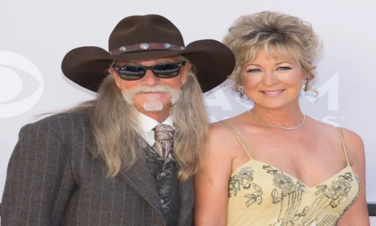 Tennessee Whiskey: The Dean Dillon Story