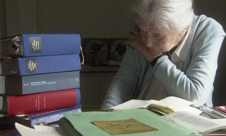 The Woman with the 5 Elephants