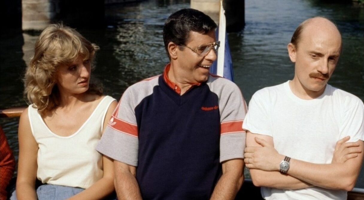 The Defective Detective