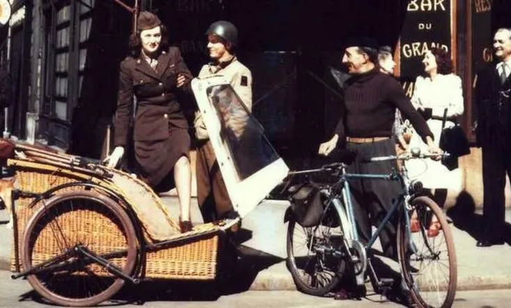 They Filmed the War in Color