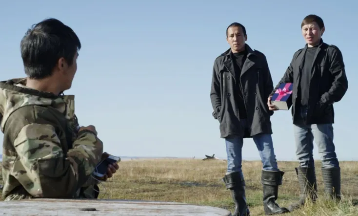 The Sun Above Me Never Sets