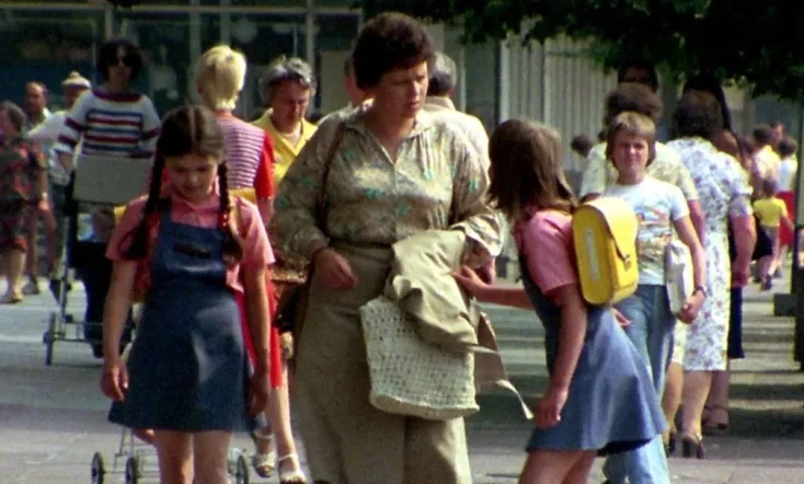 ‎The Twins or Take an Example of Evelin‎