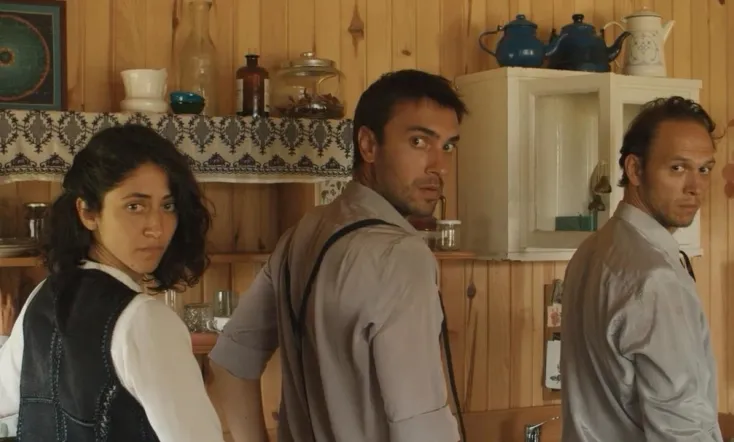 The Yellow, The Cat, The Kayakers and The Host