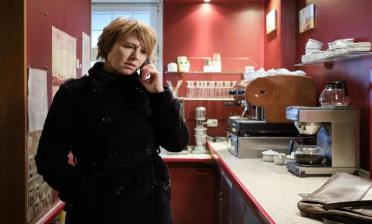 The Girl With the Golden Hands