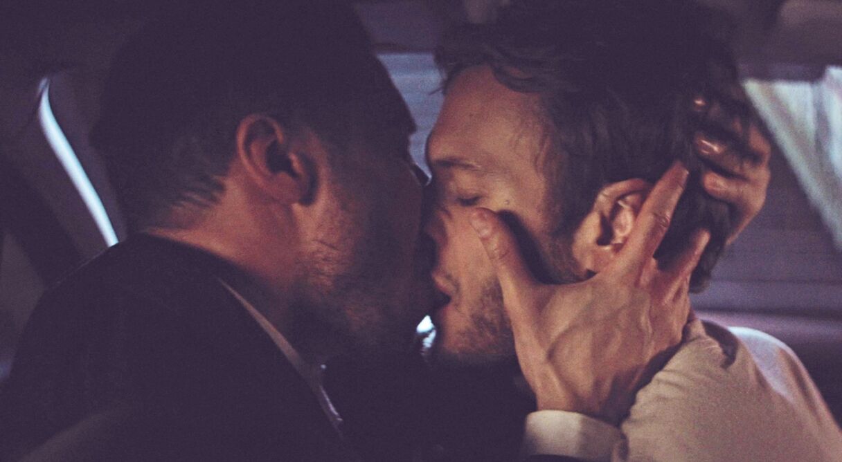 The Male Gaze: Fleeting Glances