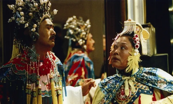 The Postmodern Life of My Aunt