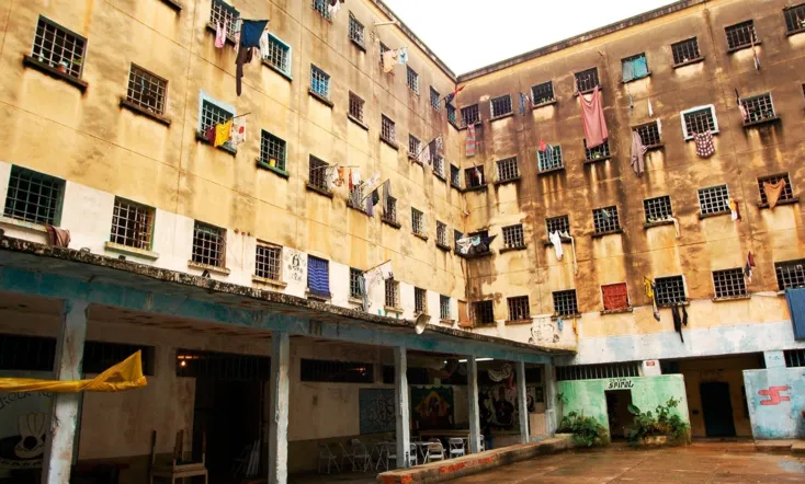 The Prisoner of the Iron Bars