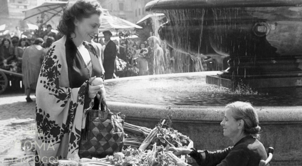 The Peddler and the Lady