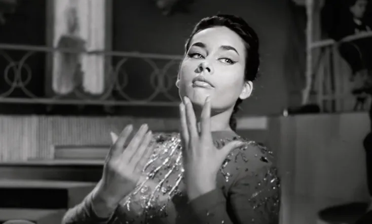 The Girl with the Cat Eyes