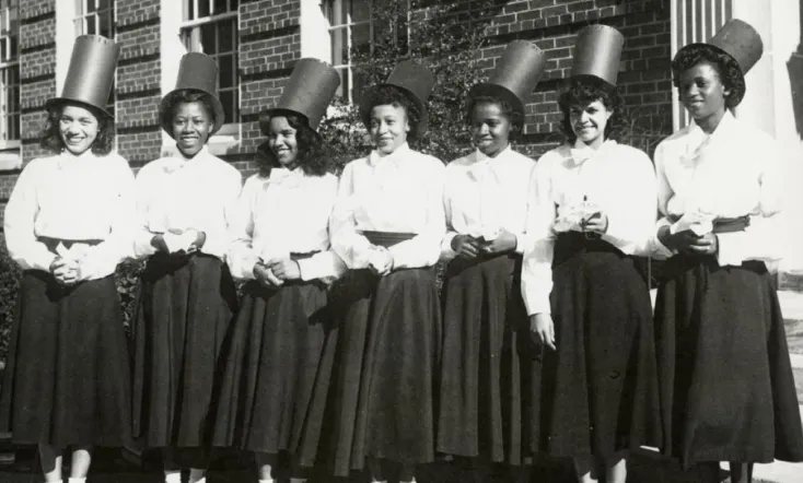 Twenty Pearls: The Story of Alpha Kappa Alpha Sorority