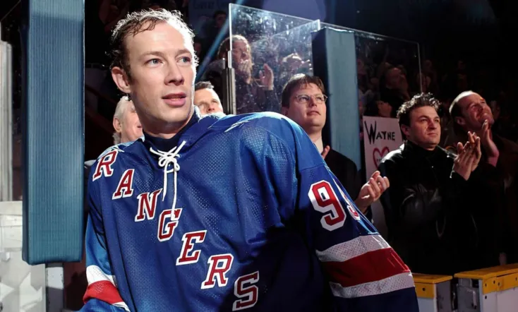 Waking Up Wally: The Walter Gretzky Story