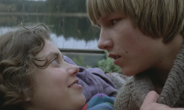 Wanna See My Beautiful Navel?