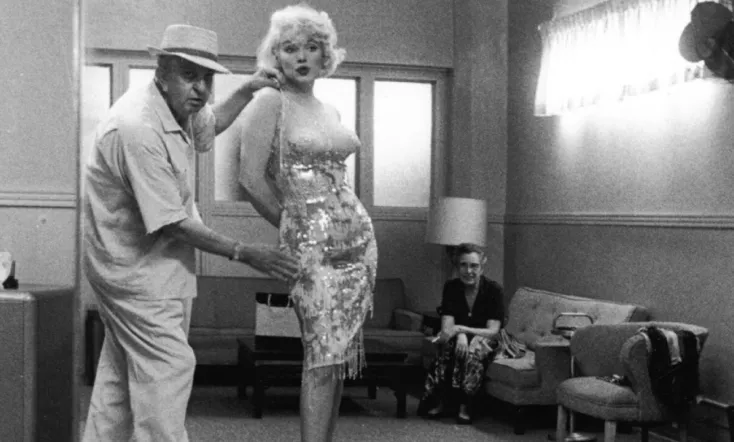 Women He's Undressed