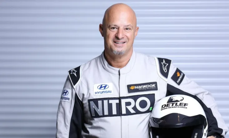 Detlef wird Rennfahrer