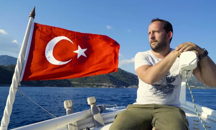 İçimizden Üçümüz