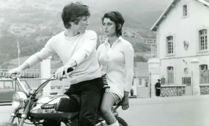 Les Sesterain ou le miroir 2000