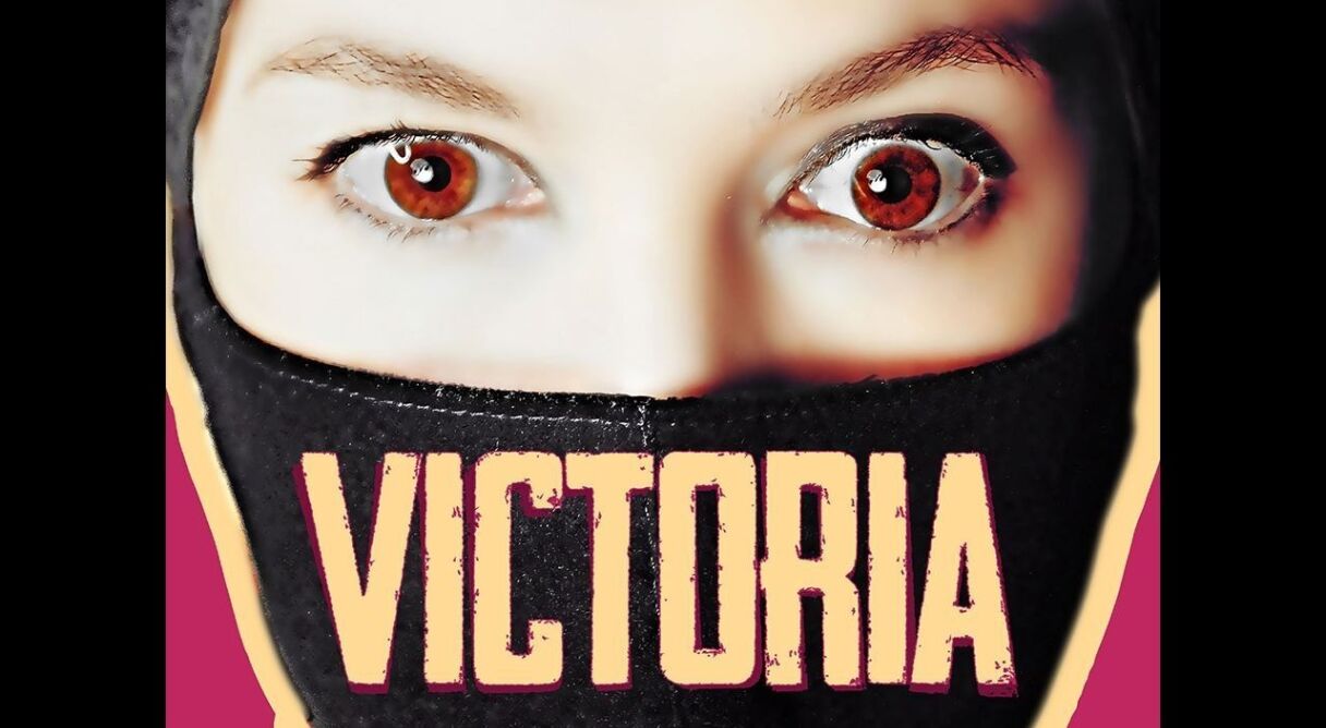 Victoria Avenging Psychologist